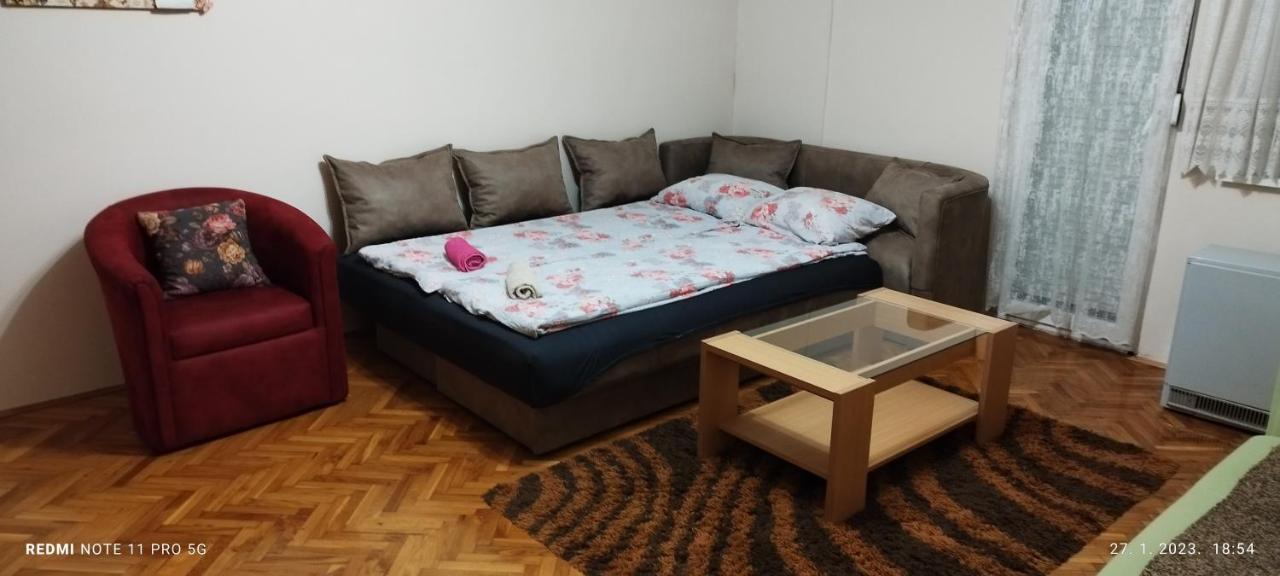 Apartman Lena Arandjelovac Ngoại thất bức ảnh